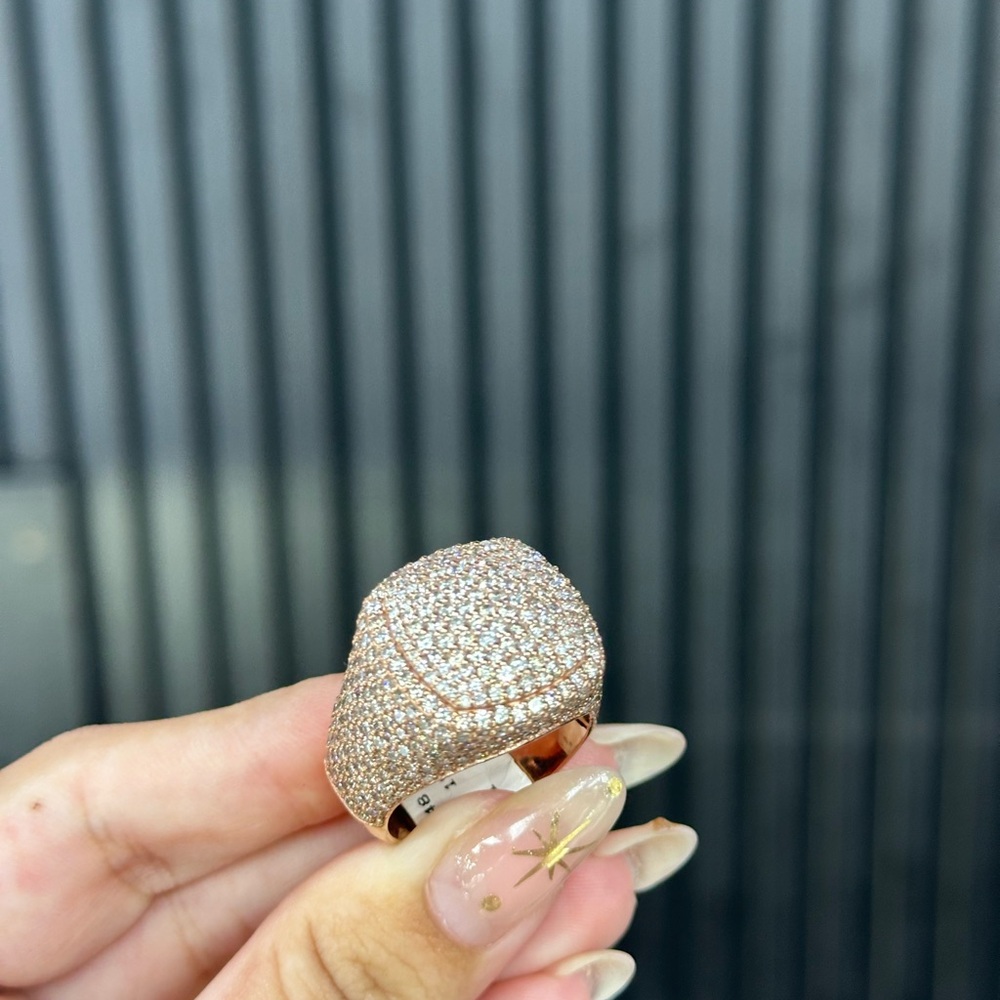 Elegant Diamond Ring